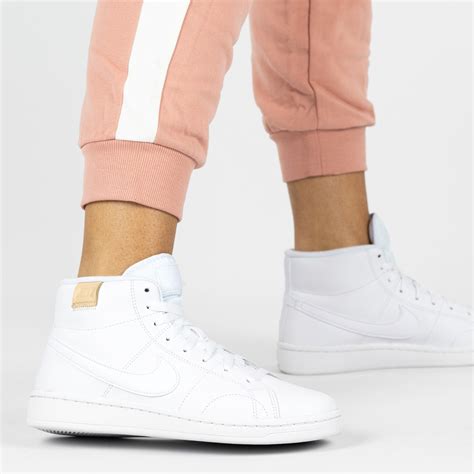 nike sneaker hoog